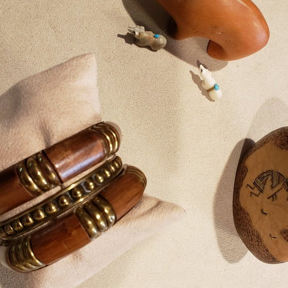 Chico's Bangle Bracelet Series in Gold - Picture 4 of 4